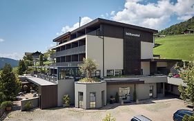 Hotel Feldthurnerhof